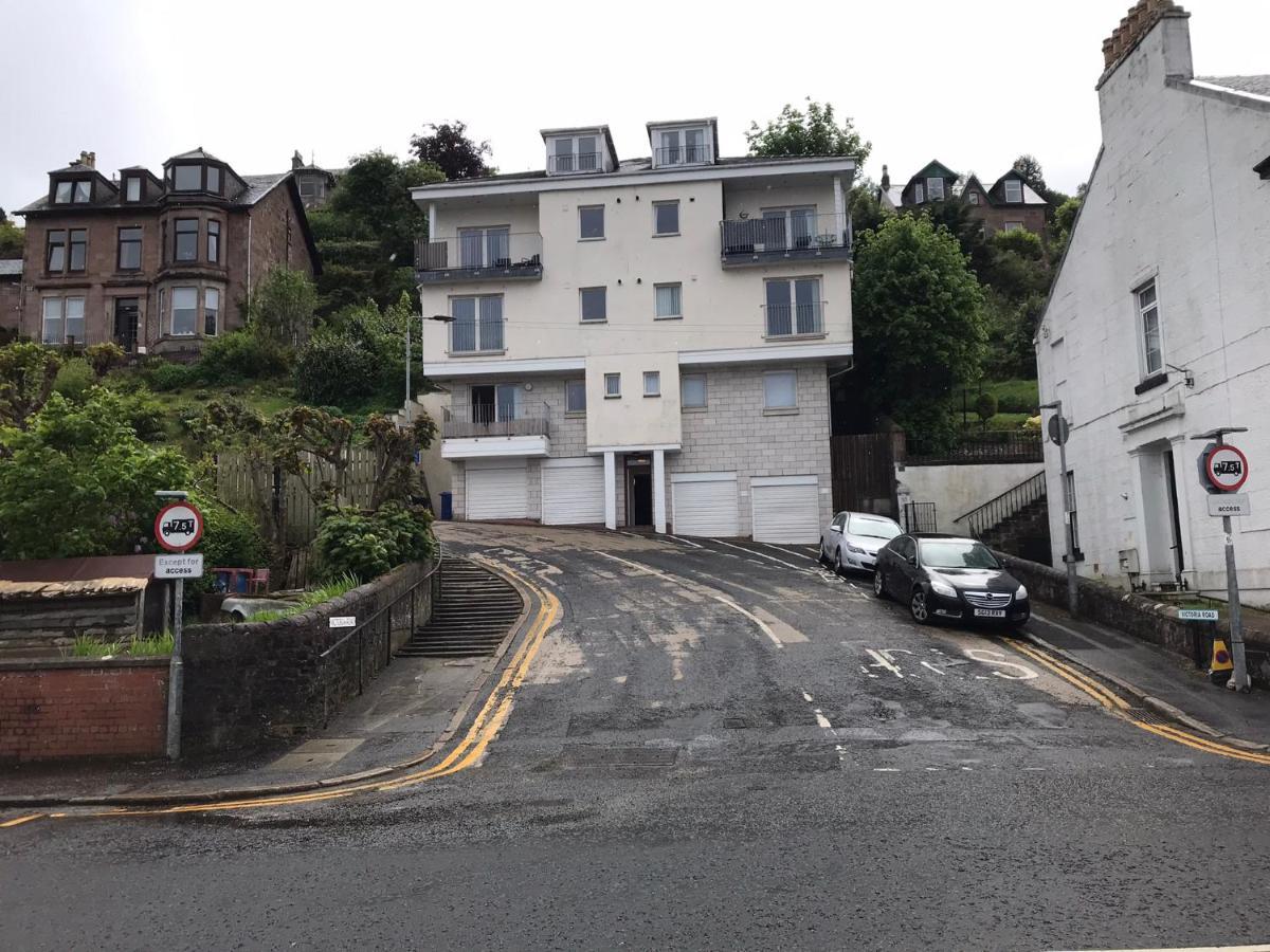 Beautiful 3-Bed Apartment In Gourock Exterior photo